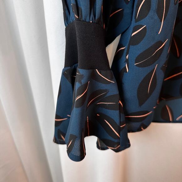 Y2K CAbi Leaf Print Flare Sleeve Blouse XL Blue Peach Sheer Workwear - Picture 6 of 6